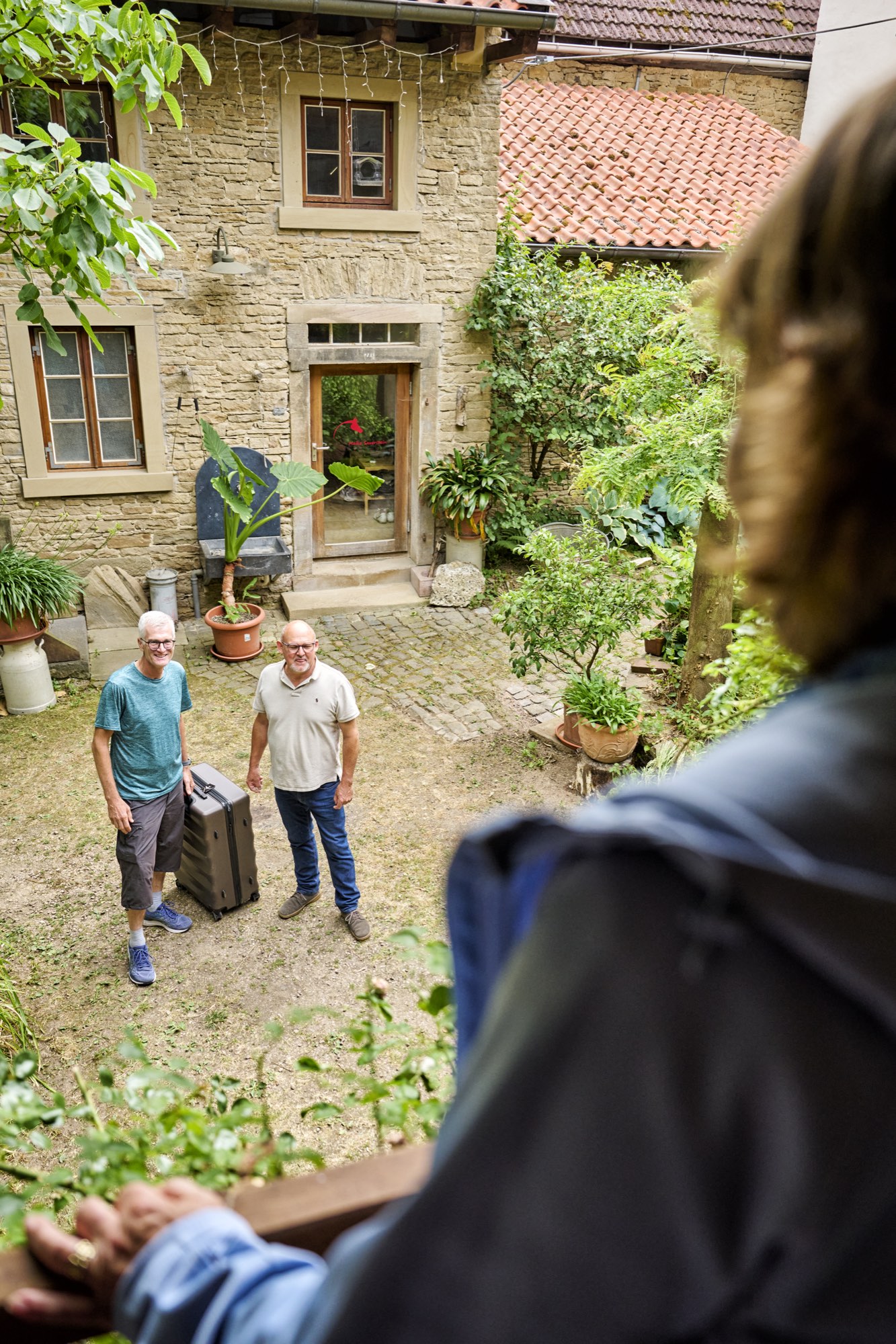Außenansicht des Gesindehauses Pferdestall mit Natursteinfassade